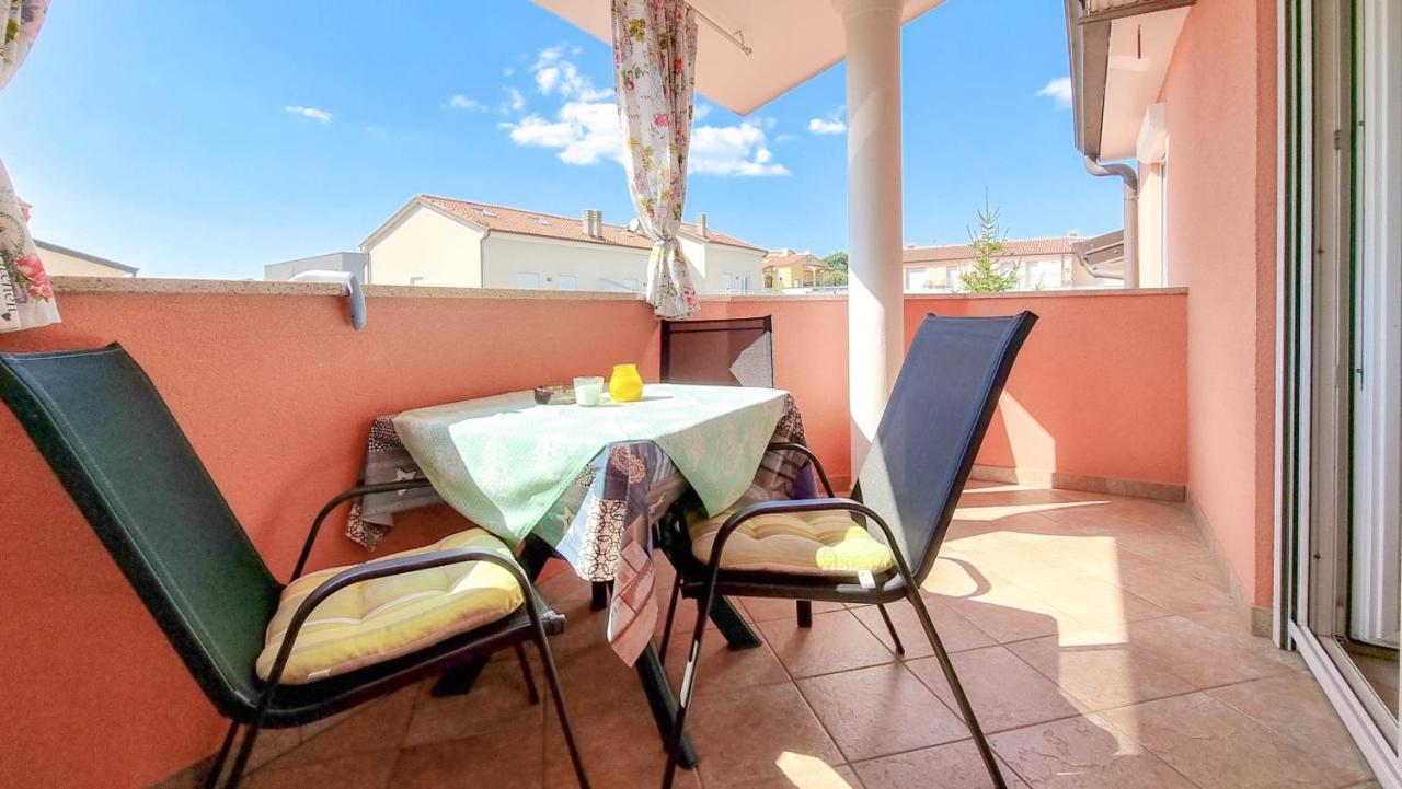 Ferienwohnung Stelia Novigrad Istria Exterior foto